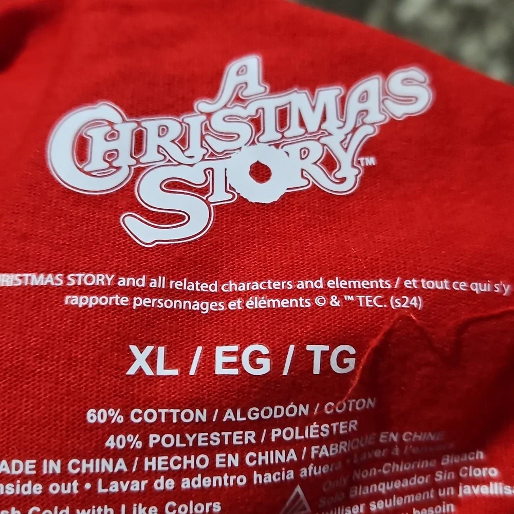 NWT Christmas Story Red Tee Shirt. Size XL - Picture 4 of 4